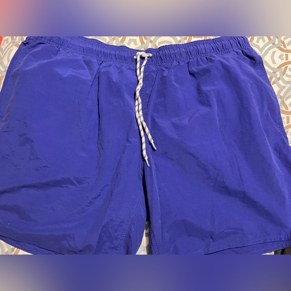 St. John's Bay 8" inseam blue swim trunks - Picture 3 of 4